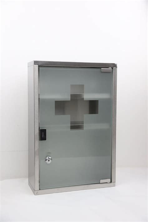 Wincere Stainless Steel Wall Mount Medicine Cabinet S1201